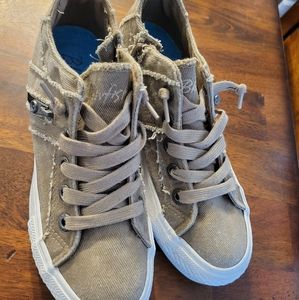 Blowfish hidden wedge sneakers